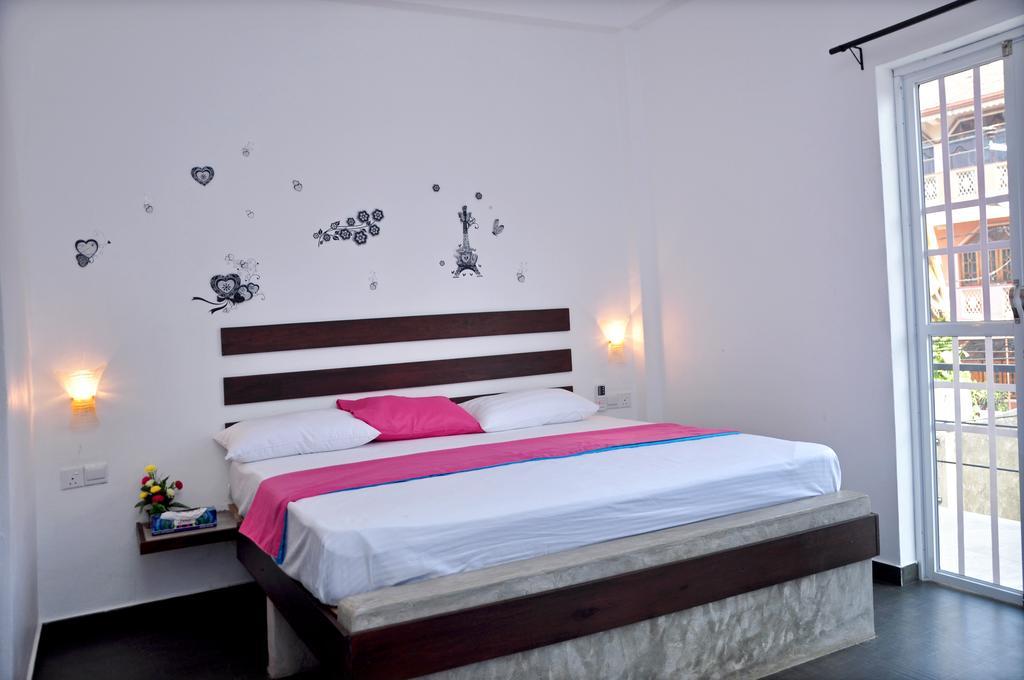 Petit Guest House Negombo Exteriér fotografie
