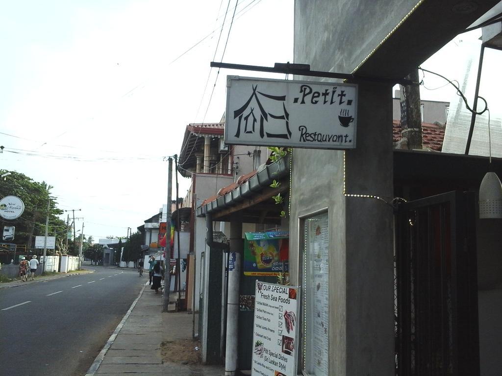 Petit Guest House Negombo Exteriér fotografie