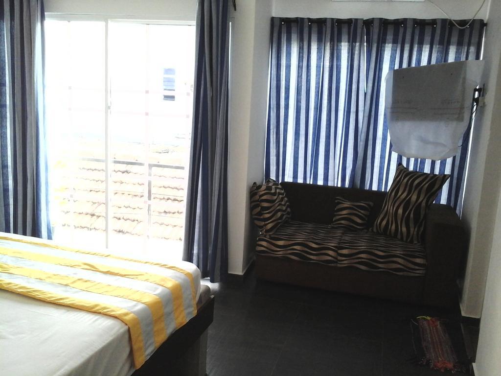 Petit Guest House Negombo Pokoj fotografie